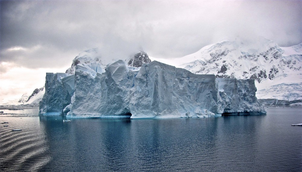 La Partie Emergee De L Iceberg Francais Authentique